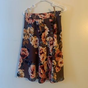 High waisted skirt